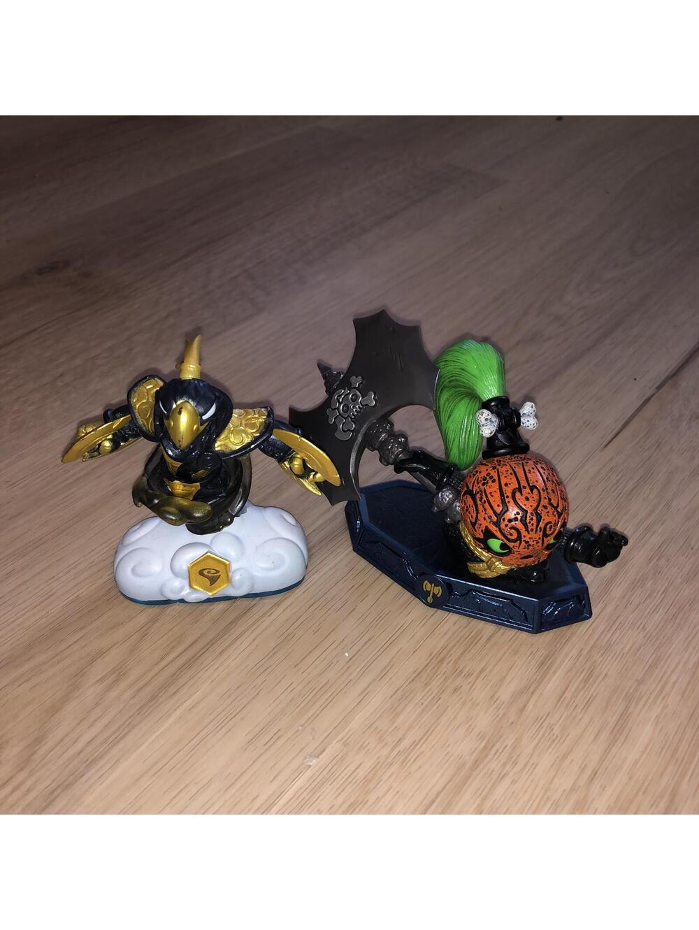 SKYLANDERS SWAP FORCE LEGENDARY FREE RANGER & CANDY COATED CHOPSCOTCH LOT (2)